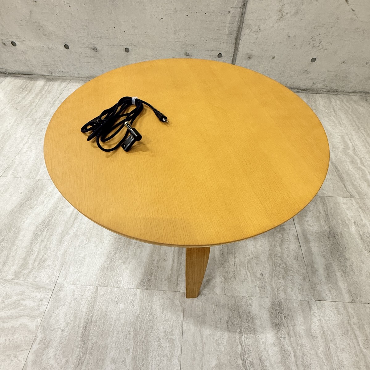 C04064 【直接引取可】 光製作所 HIKARI HK-レガロ OAK Regalo 円形こたつ 90cm オーク 天然木 北欧 木製 510W
