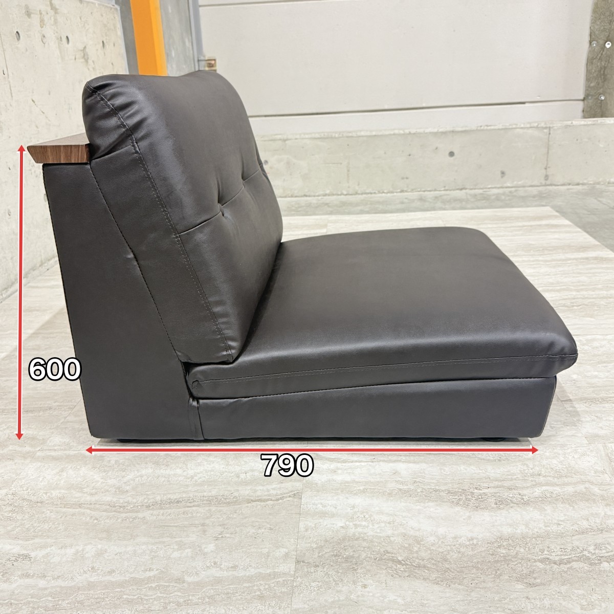 C04067 【直接引取可】 ウルピア 1P PVC BR 1人掛けソファ ブラウン 合成皮革 ローソファ W750×D810 店舗家具（6/8）