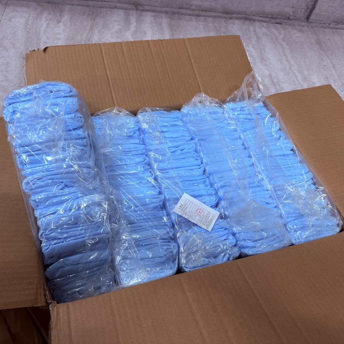 C04125【直接引取可】未使用 100枚 モレーン MOG282 ディスポーザブル プラスチックガウン ブルー フリーサイズ 防護ガウン 感染対策 PPE