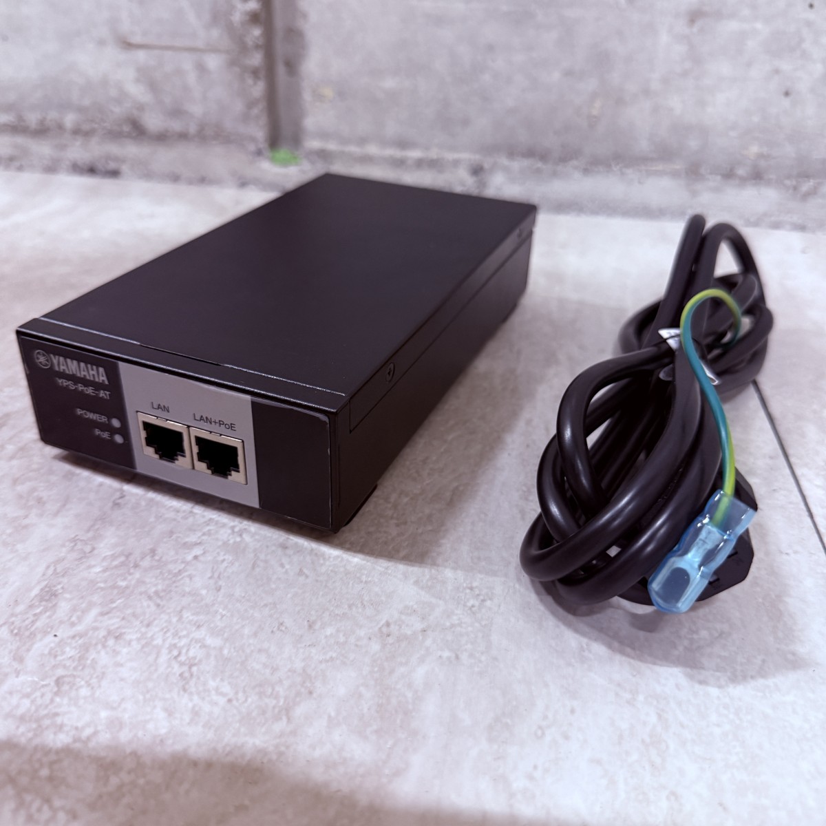 C04127【直接引取可】YAMAHA ヤマハ YPS-PoE-AT PoEインジェクター 30W IEEE802.3at 2.5Gbps 電源ケーブル 元箱付