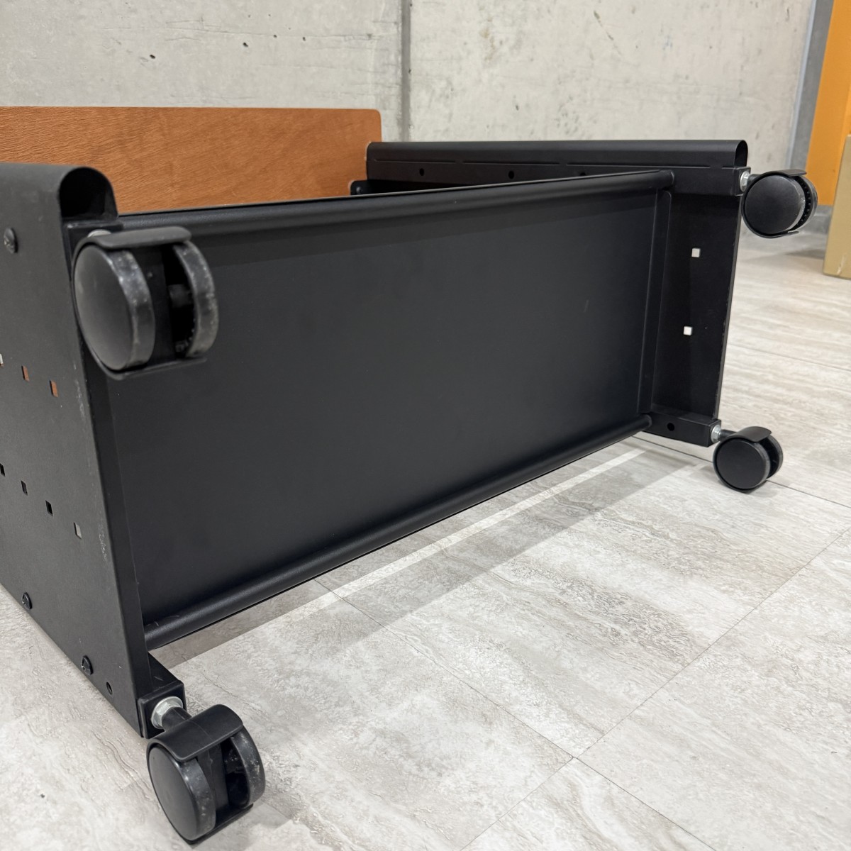 C04139【直接引取可】 LOAS ロアス RQX-301 PCワゴン CPUワゴン キャスター付 木製天板 パソコンラック オフィス家具　プリンター台（4/10）