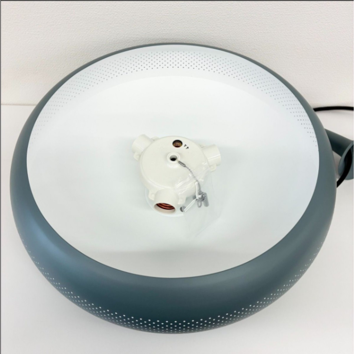 C04164【直接引取可】 UMAGE ウメイ Clava Dine クラヴァ ダイン 02304 Slate スレート 3灯 ペンダントライト 北欧 デザイナーズ照明 箱付（3/10）