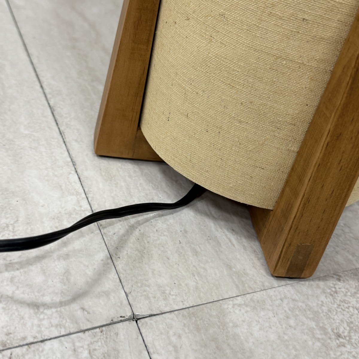 C04187【直接引取可】ELUX エルックス LuCerca TOTEM Table LC10960 トーテム テーブルライト 天然木 リネン 北欧 間接照明（10/10）