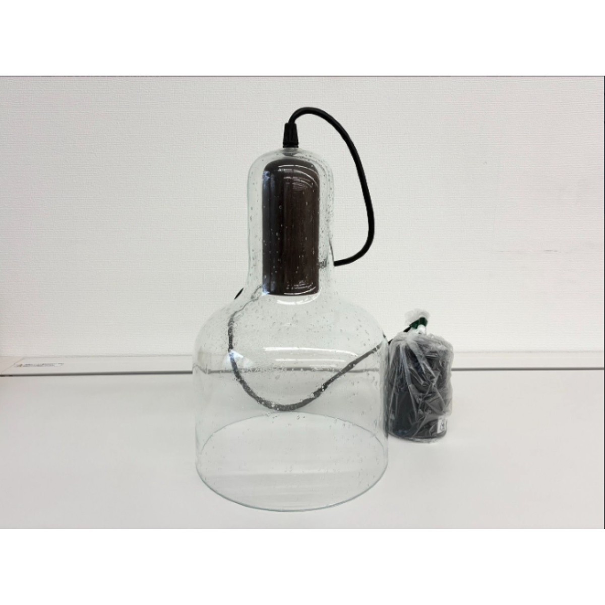 C04200 【直接引取可】ELUX エルックス LUV ラブ CB4065 ペンダントライト 気泡ガラス 天然木 E26 EURO GLASS LINE