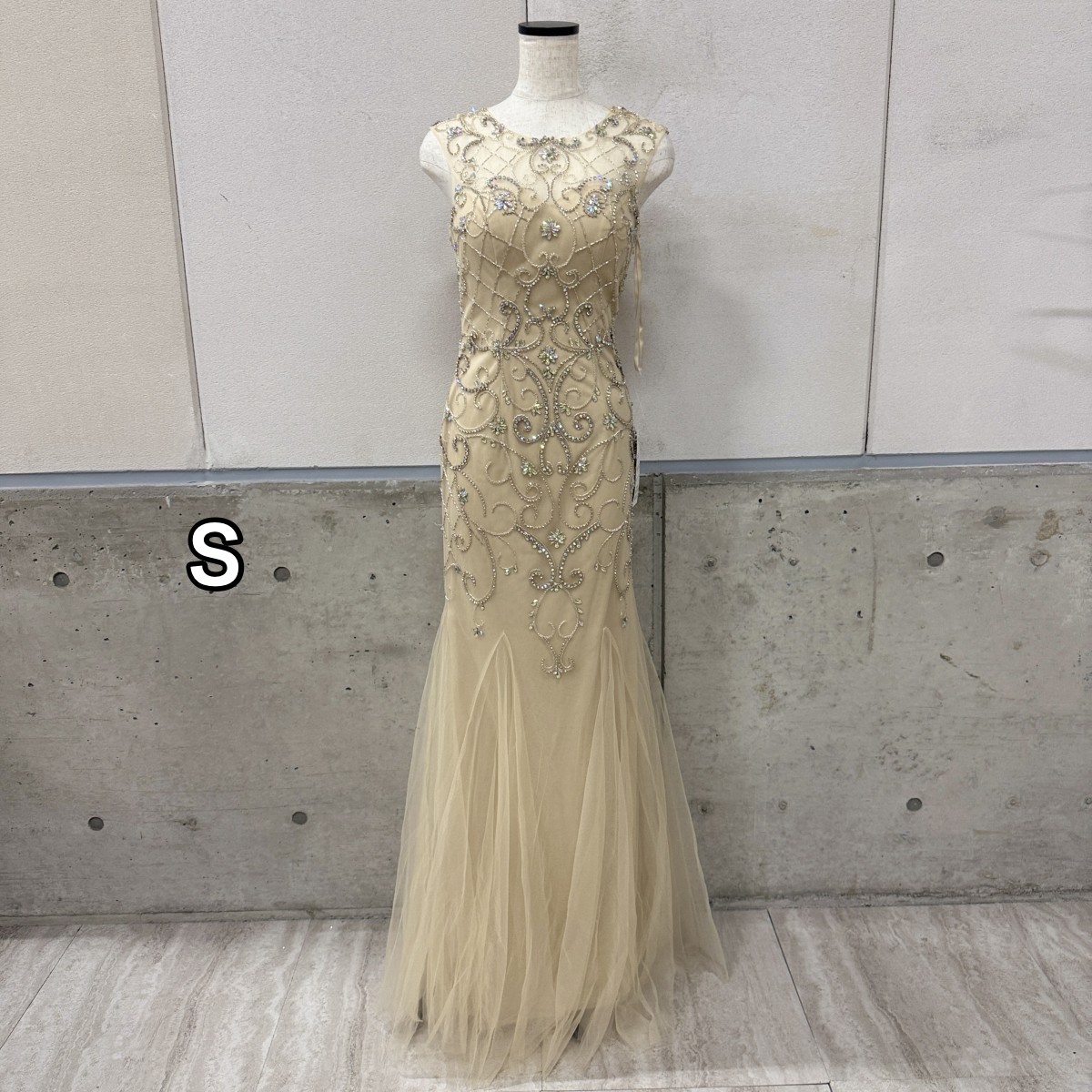 Z04213 【直接引取可】LuxeStyle 19055 S シアーダマスク 格子ビジュー チュール マーメイド ロングドレス キャバドレス タグ付