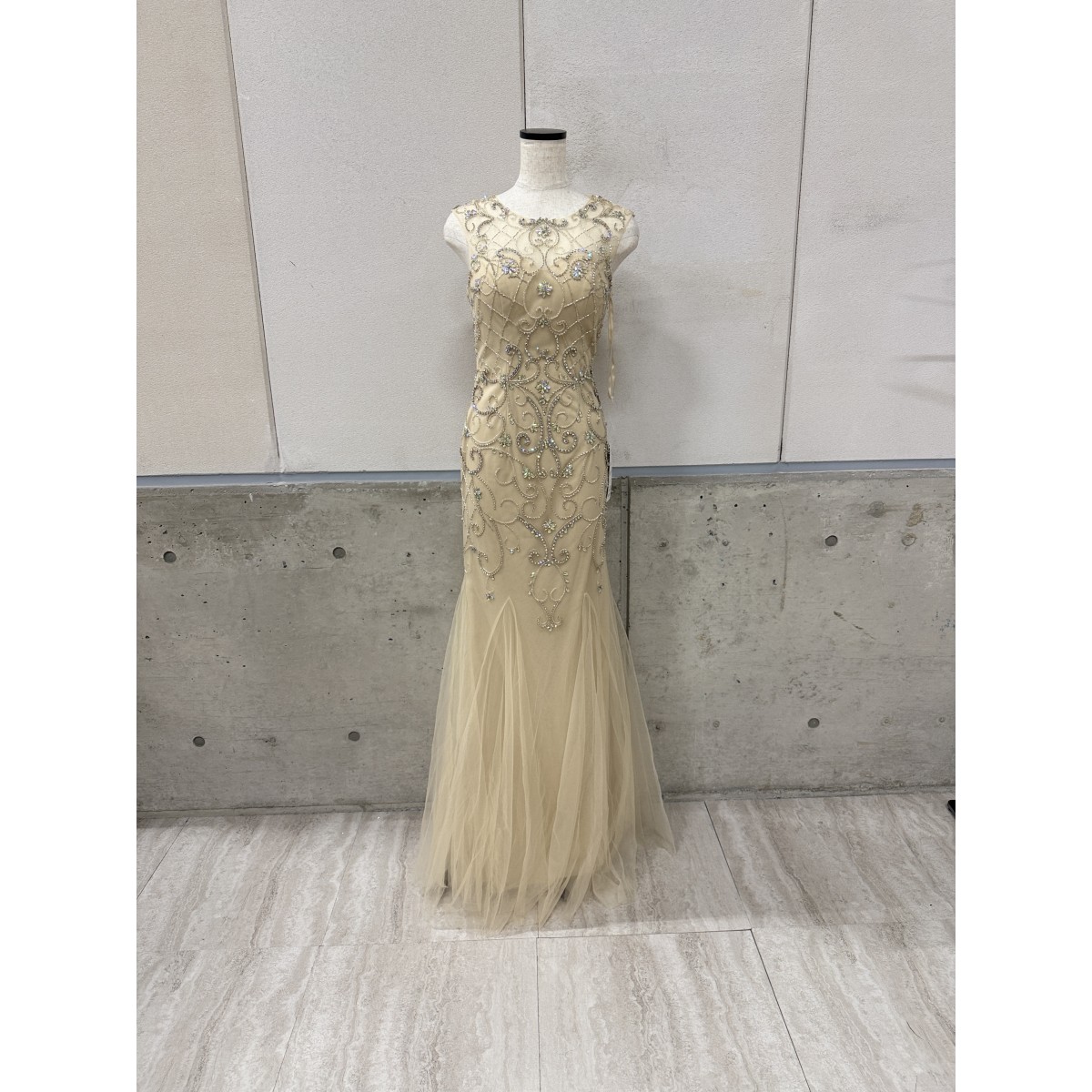 Z04213 【直接引取可】LuxeStyle 19055 S シアーダマスク 格子ビジュー チュール マーメイド ロングドレス キャバドレス タグ付（3/10）