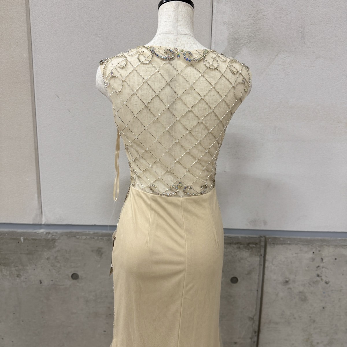 Z04213 【直接引取可】LuxeStyle 19055 S シアーダマスク 格子ビジュー チュール マーメイド ロングドレス キャバドレス タグ付（8/10）