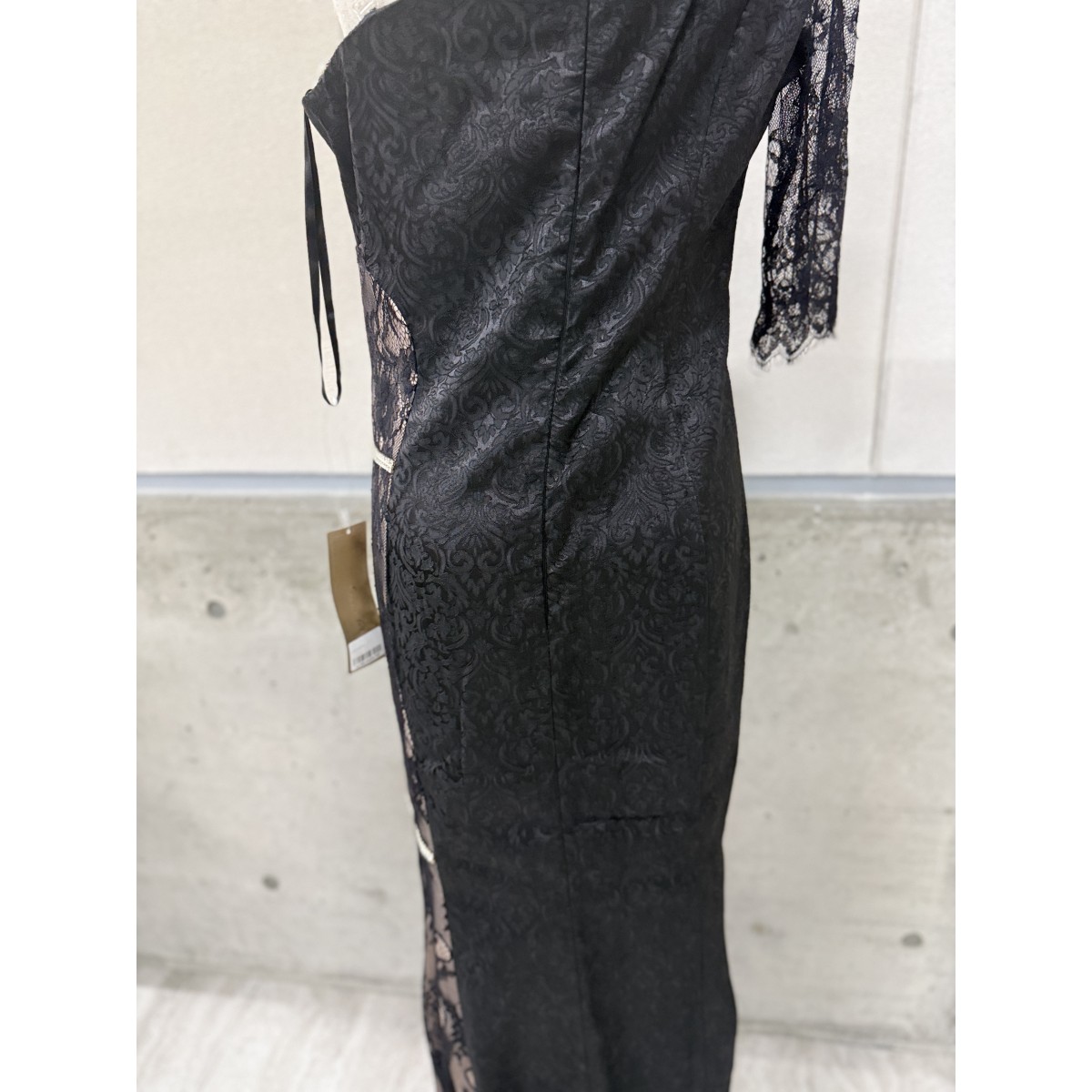 Z04221 【直接引取可】Luxe Style リュクススタイル 51305 XL キャバドレス ロング ワンショルダー 総レース ブラック 黒 チョーカー付（5/8）