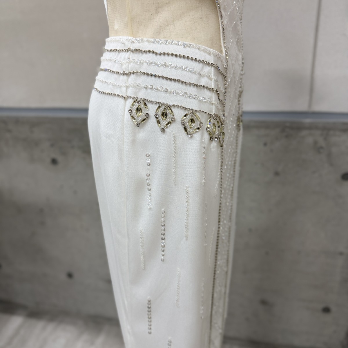 Z04231 【直接引取可】Luxe Style リュクススタイル 19011 L ホワイト ロングドレス キャバドレス スパンコール刺繍 シアーレース ビジュー（9/10）