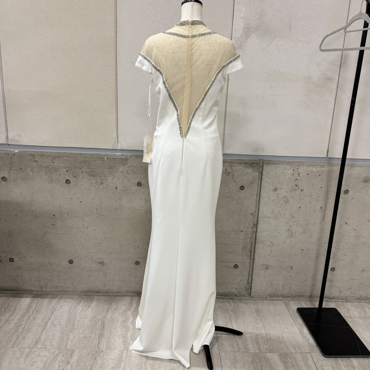 Z04232 【直接引取可】Luxe Style リュクススタイル 51801 XL 白 キャバドレス ショートinロング シアー ビジュー ハイネック 大きいサイズ（7/9）