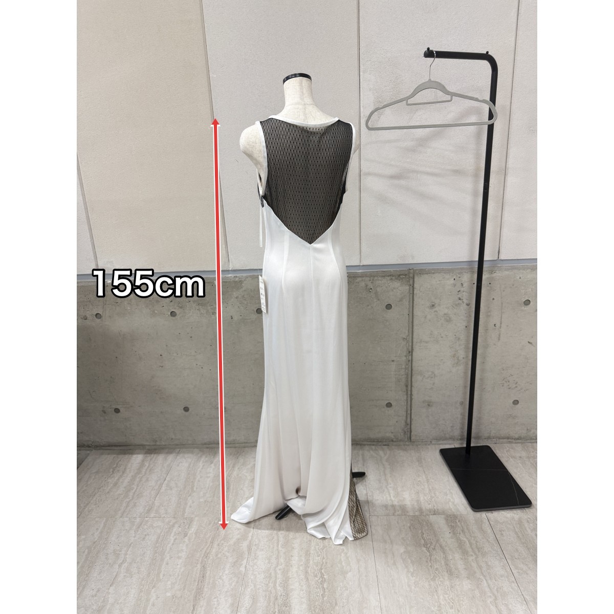 Z04235【直接引取可】LuxeStyle 19009 L ロングキャバドレス ホワイト ブラック メッシュ タイト センタージップ スリット パーティー（5/9）