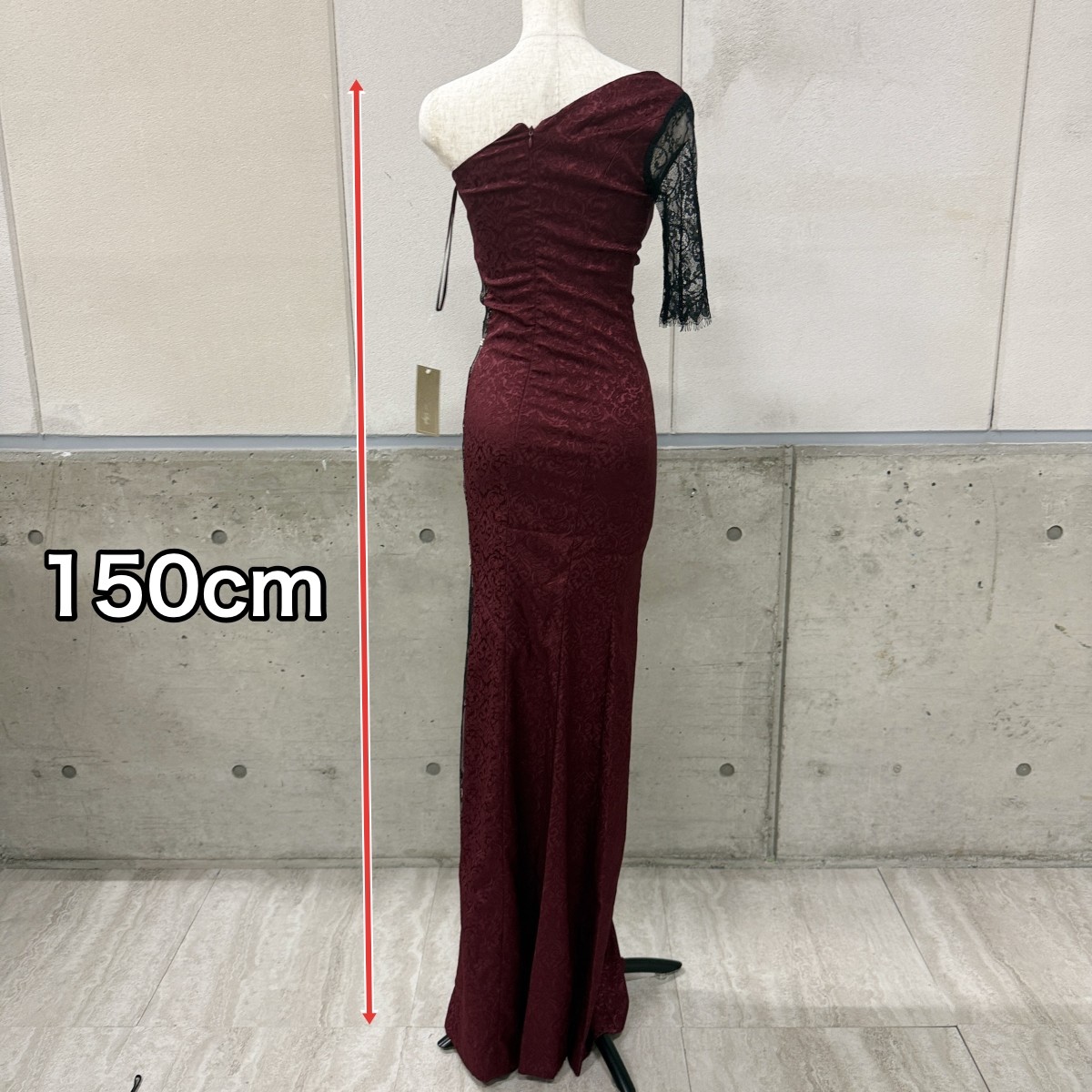 Z04236【直接引取可】LuxeStyle 51305 S ロングドレス ワインレッド ブラックレース ワンショルダー タイト キャバドレス ビジュー（4/9）