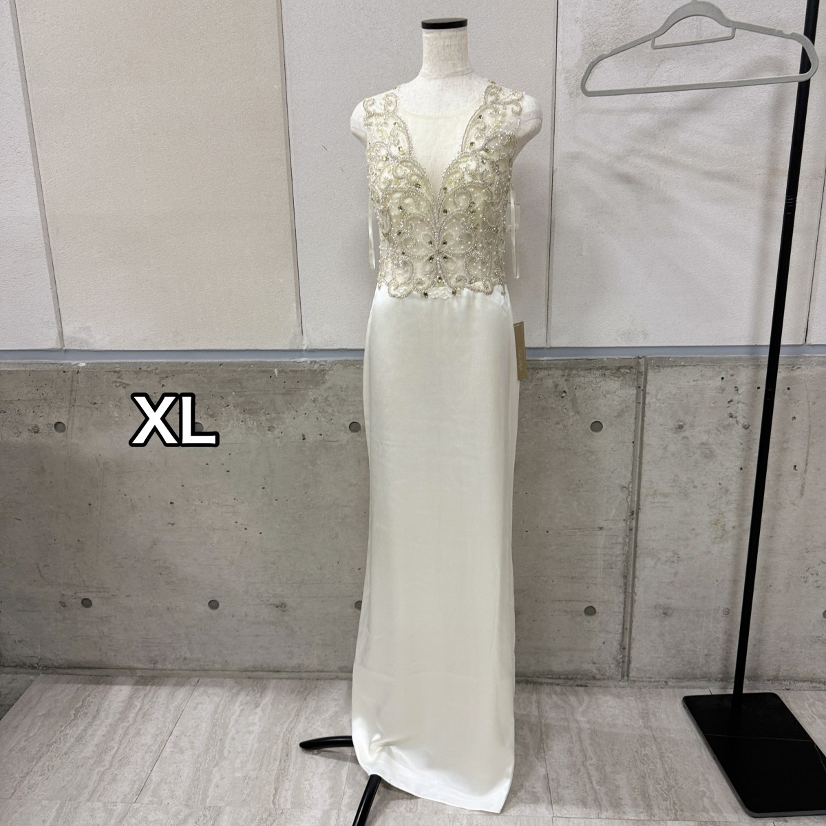Z04237【直接引取可】OKONOGI 18006 ロングドレス XL 白 アイボリー ビジュー パーティー キャバ イブニングドレス タグ付き