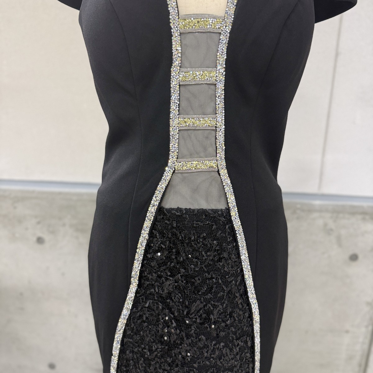 Z04238【直接引取可】LuxeStyle リュクススタイル 51801 ロングドレス XL 黒 ビジュー オフショル シースルー キャバドレス タグ付き（5/10）
