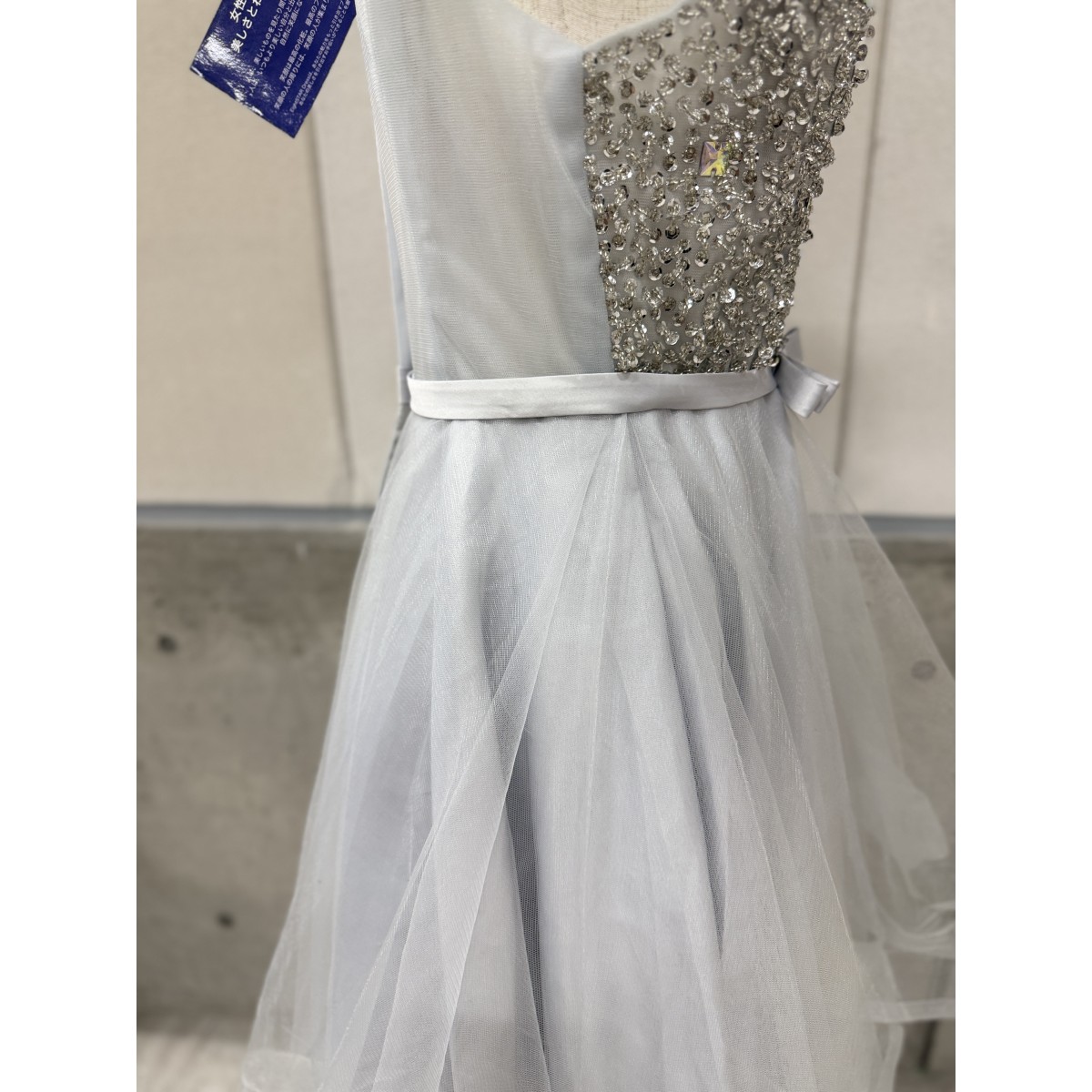 Z04241【直接引取可】EightSTAR Dress dr1811 パーティードレス M シルバー ビジュー スパンコール チュール 結婚式 演奏会 発表会（5/9）