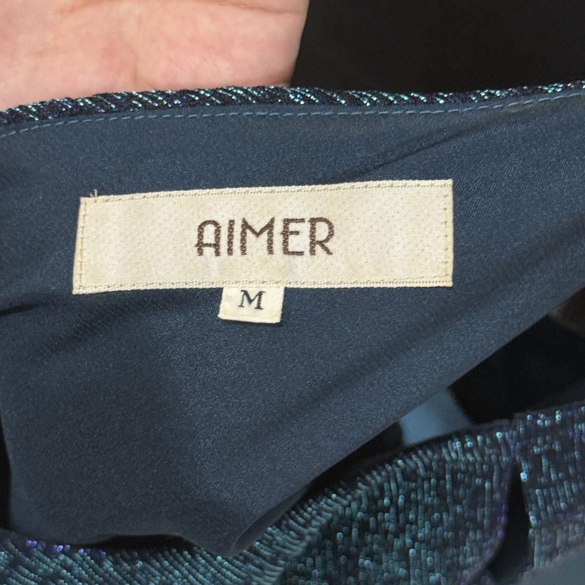 Z04262 AIMER　エメ　ノースリーブ 　ロングドレス　ステージドレス　ラメ　光沢　ロング丈　演奏会　ステージ　ダークブルー（8/9）